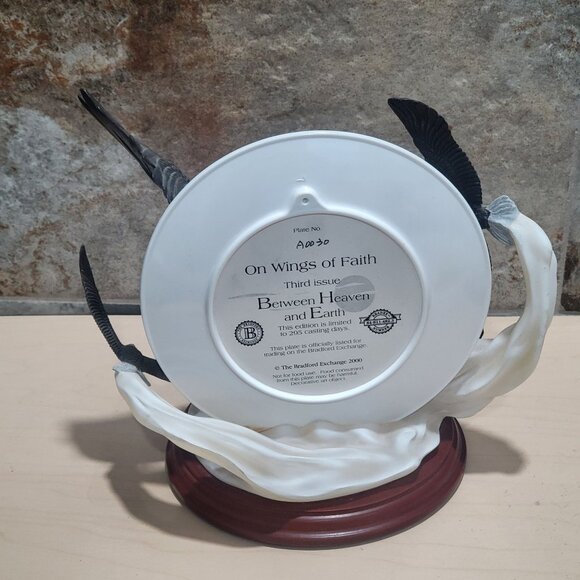 Bradford Exchange Decorative 3D Plate Flying Eagle Figurine On Wings of Faith Be - Picture 3 of 13